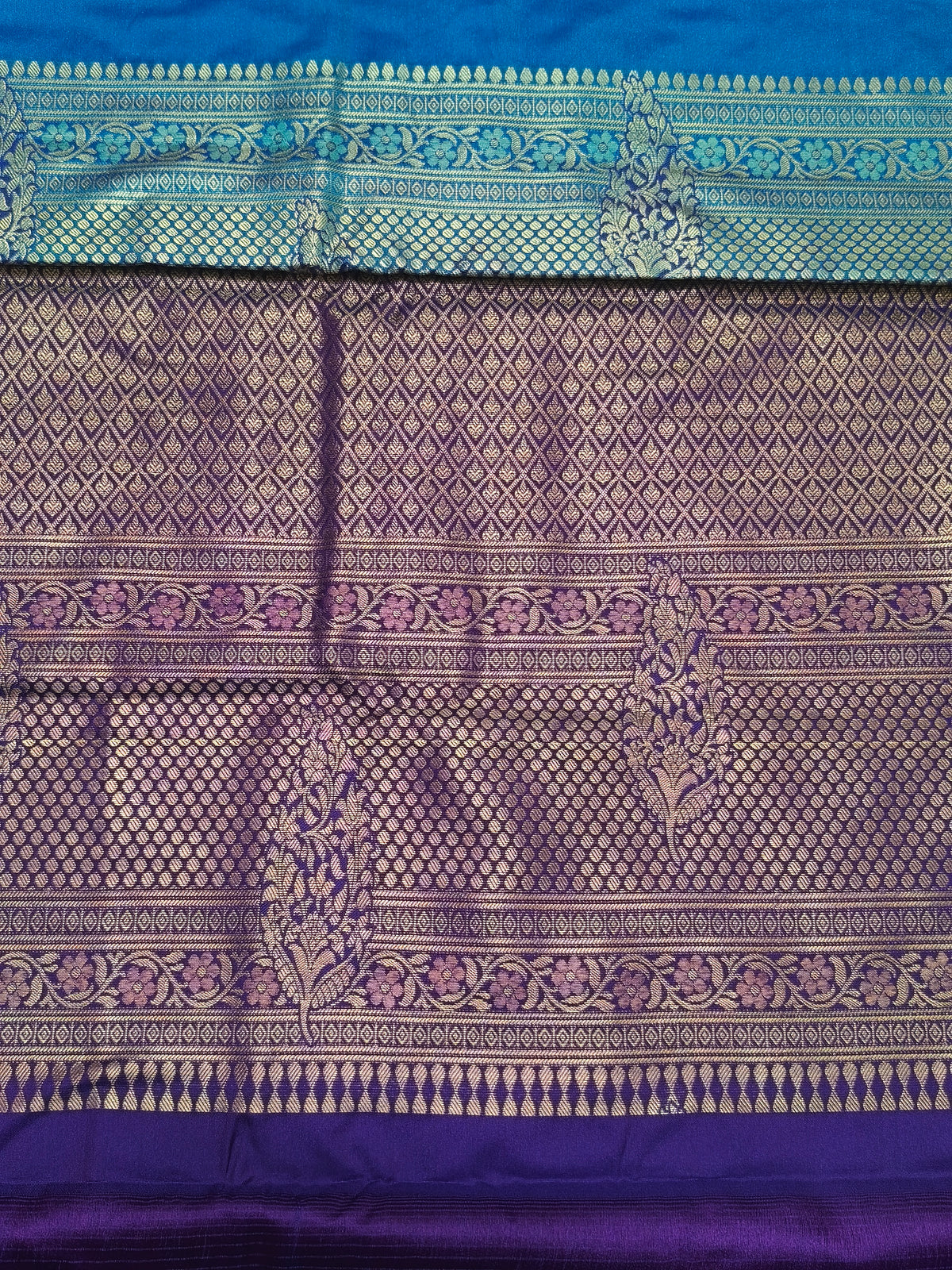 Royal Blue with Contrast Border Dual Butta Saree